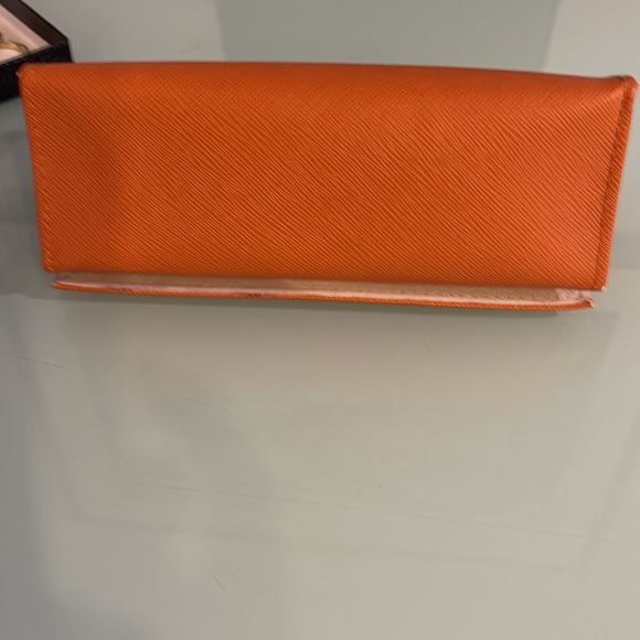 (NWOT) Tory Burch Glasses Case/Optic Wallet - Picture 4 of 9